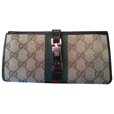 gucci wallet hand clasp|where to buy Gucci wallet.